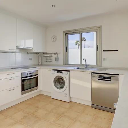 Luxury Cindy Βίλα *